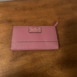 Kate Spade New York Women's Bay Street Stacey Pebbled Leather Wallet